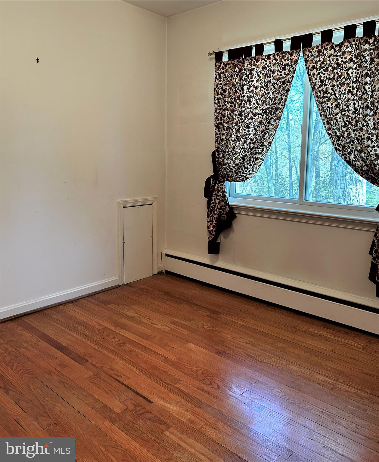 20356 White Oak Drive Sterling, VA 20165 - Photo 19 of 29 Enjoy your 2nd story view