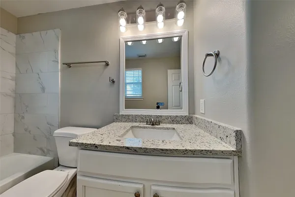 $1,900 | 10208 Jewel Court, Conroe, TX 77385