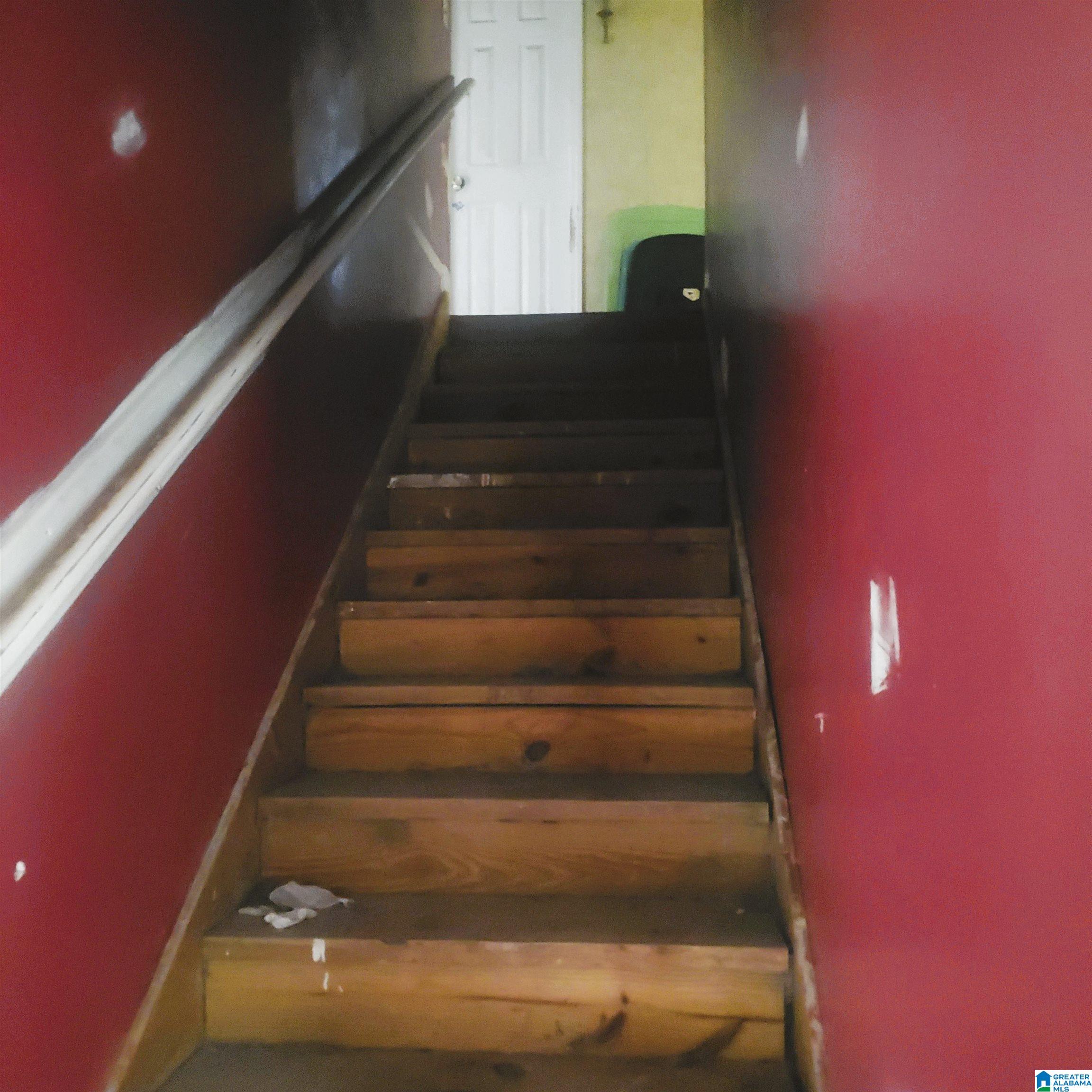137 Hall Burton Road Sumiton, AL 35148 - Photo 3 of 8