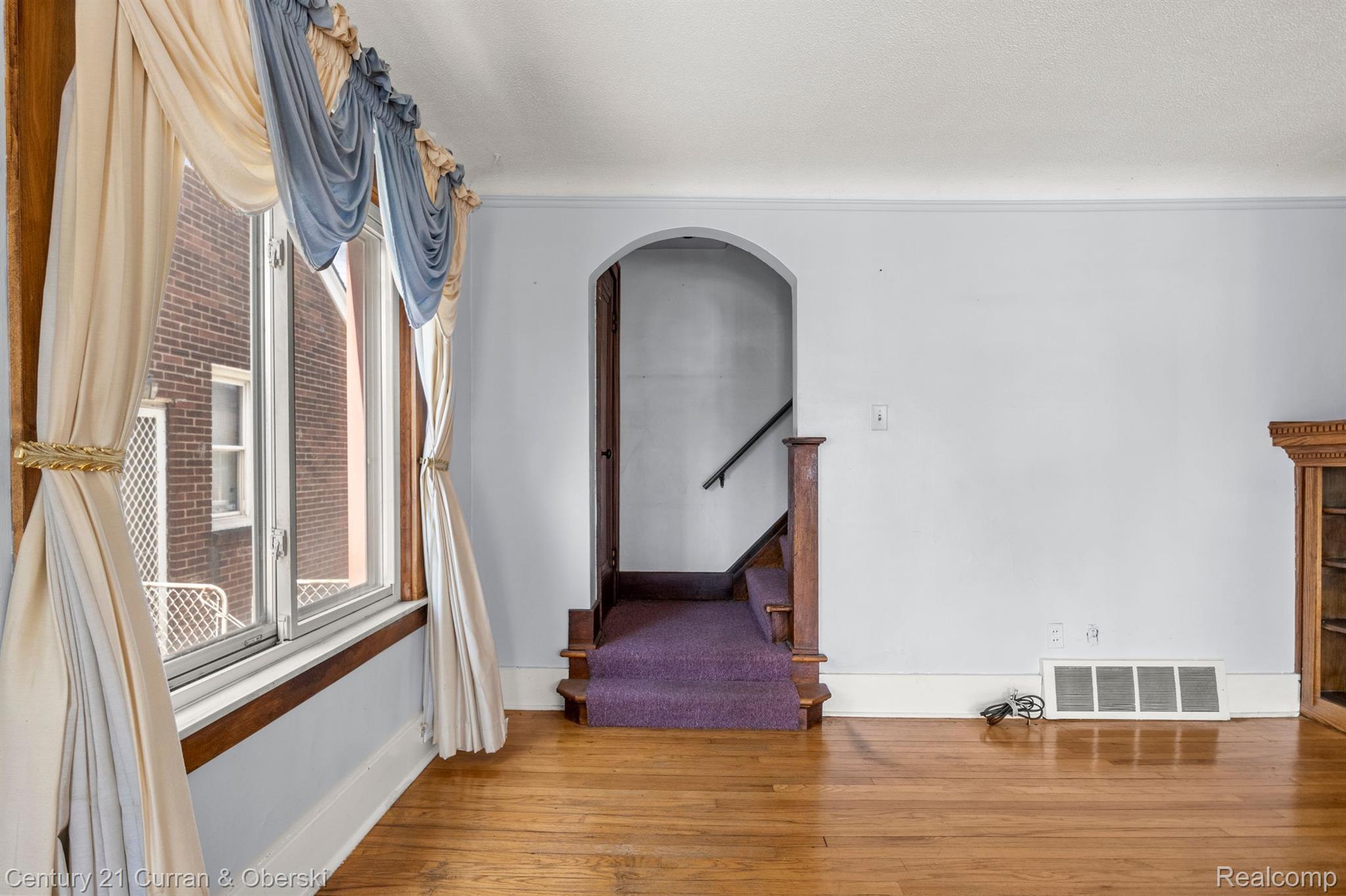 Gallery Image 6