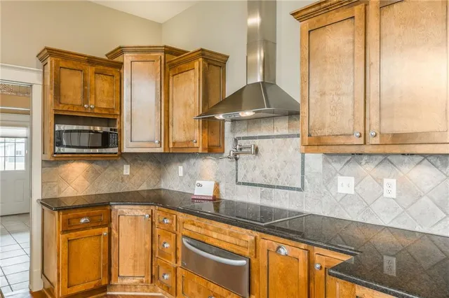 $998,000 | 2998 Northeast Clark Road, Kingston, MO 64650