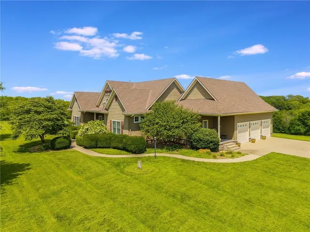 $998,000 | 2998 Northeast Clark Road, Kingston, MO 64650