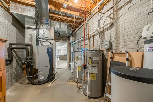 $998,000 | 2998 Northeast Clark Road, Kingston, MO 64650