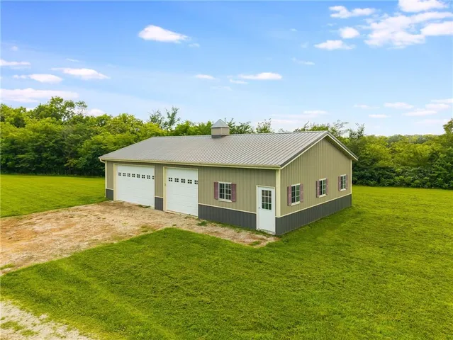 $998,000 | 2998 Northeast Clark Road, Kingston, MO 64650