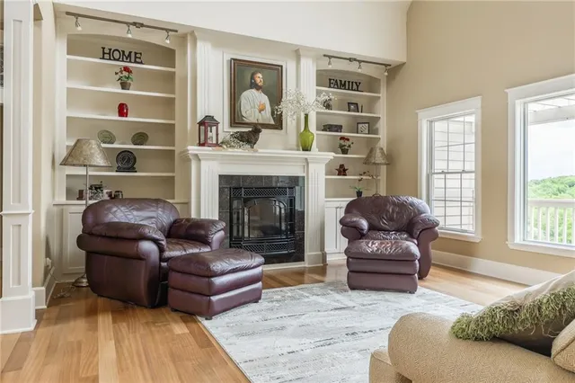 $998,000 | 2998 Northeast Clark Road, Kingston, MO 64650