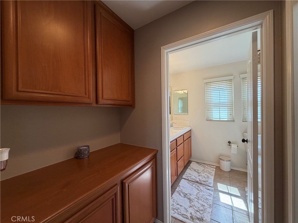 11513 Ghiberti Way Porter Ranch, CA 91326 - Photo 10 of 27 Gallery Image 10