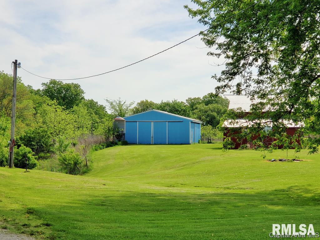 1647 Barefoot Road Knoxville, IL 61448 - Photo 5 of 6 Gallery Image 5
