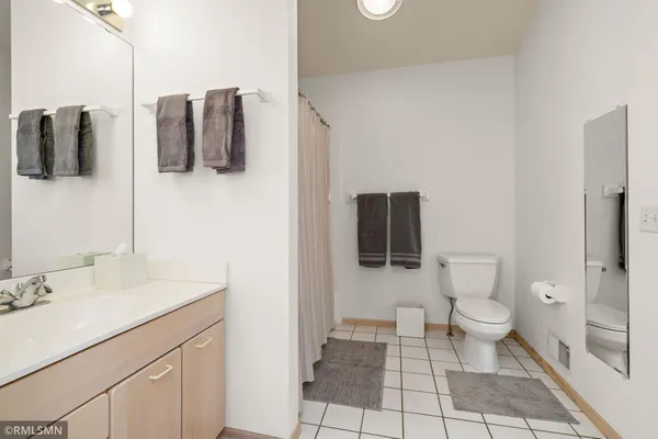 $649,900 | 2073 Sherwood Lane, Hopkins, MN 55305