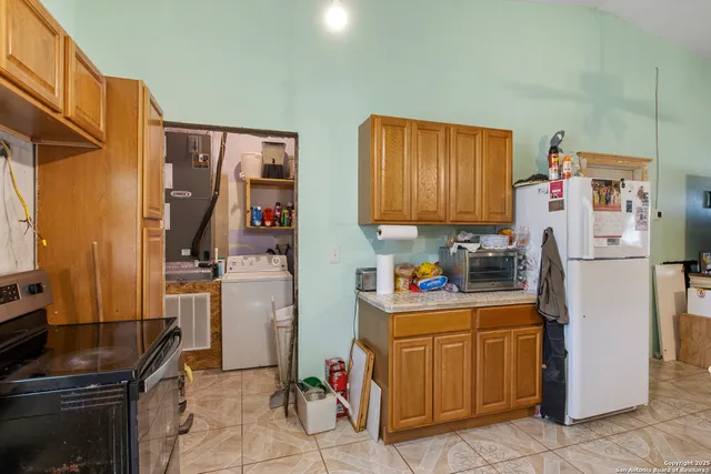 $230,000 | 3938 Highway 132, Lytle, TX 78052