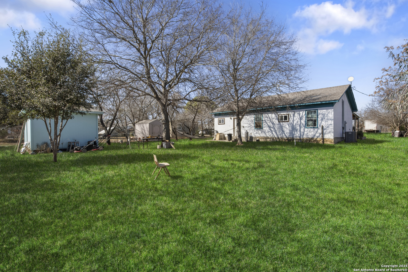 3938 Highway 132 Lytle, TX 78052 - Photo 20 of 23
