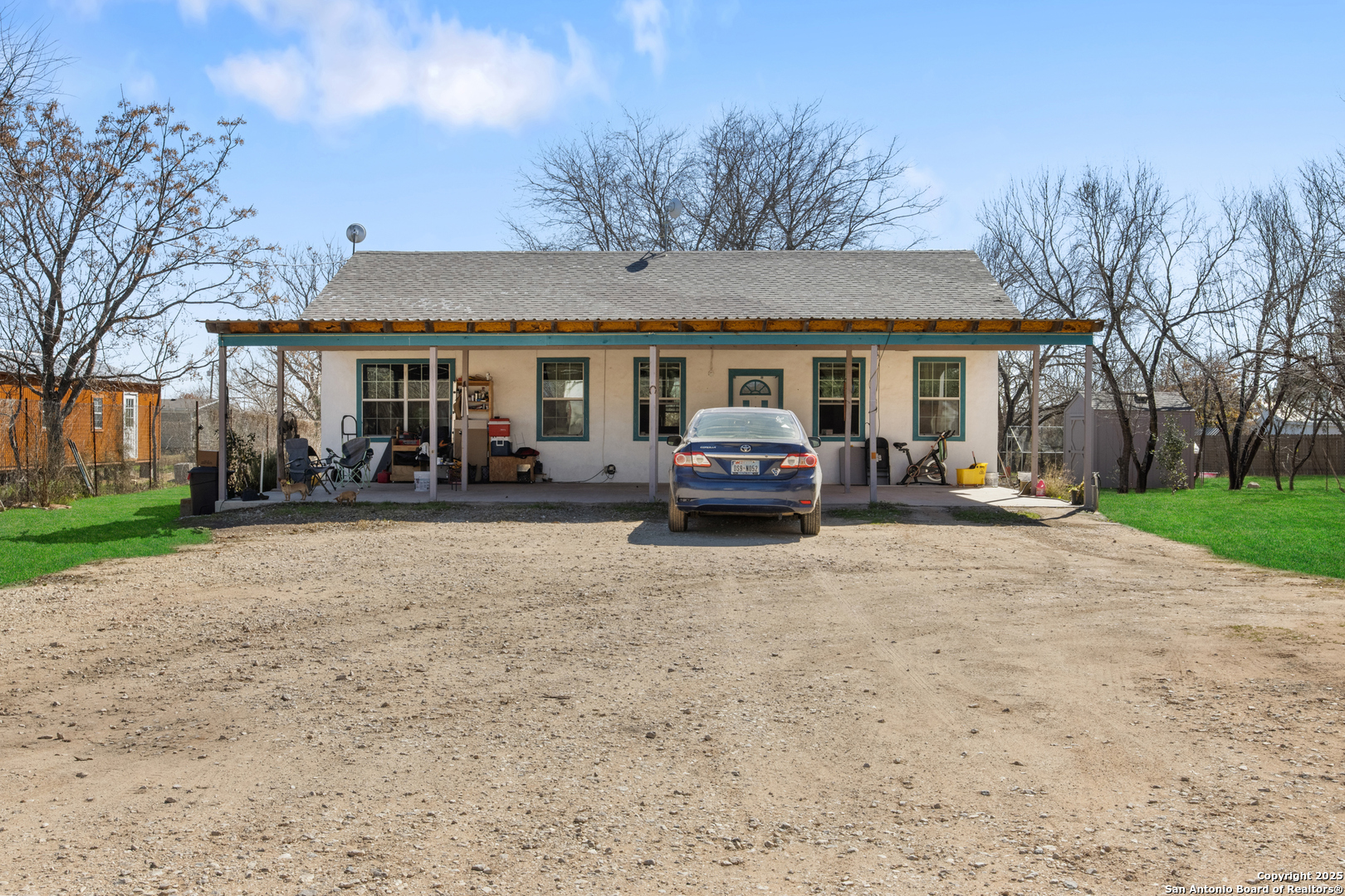 3938 Highway 132 Lytle, TX 78052 - Photo 2 of 23