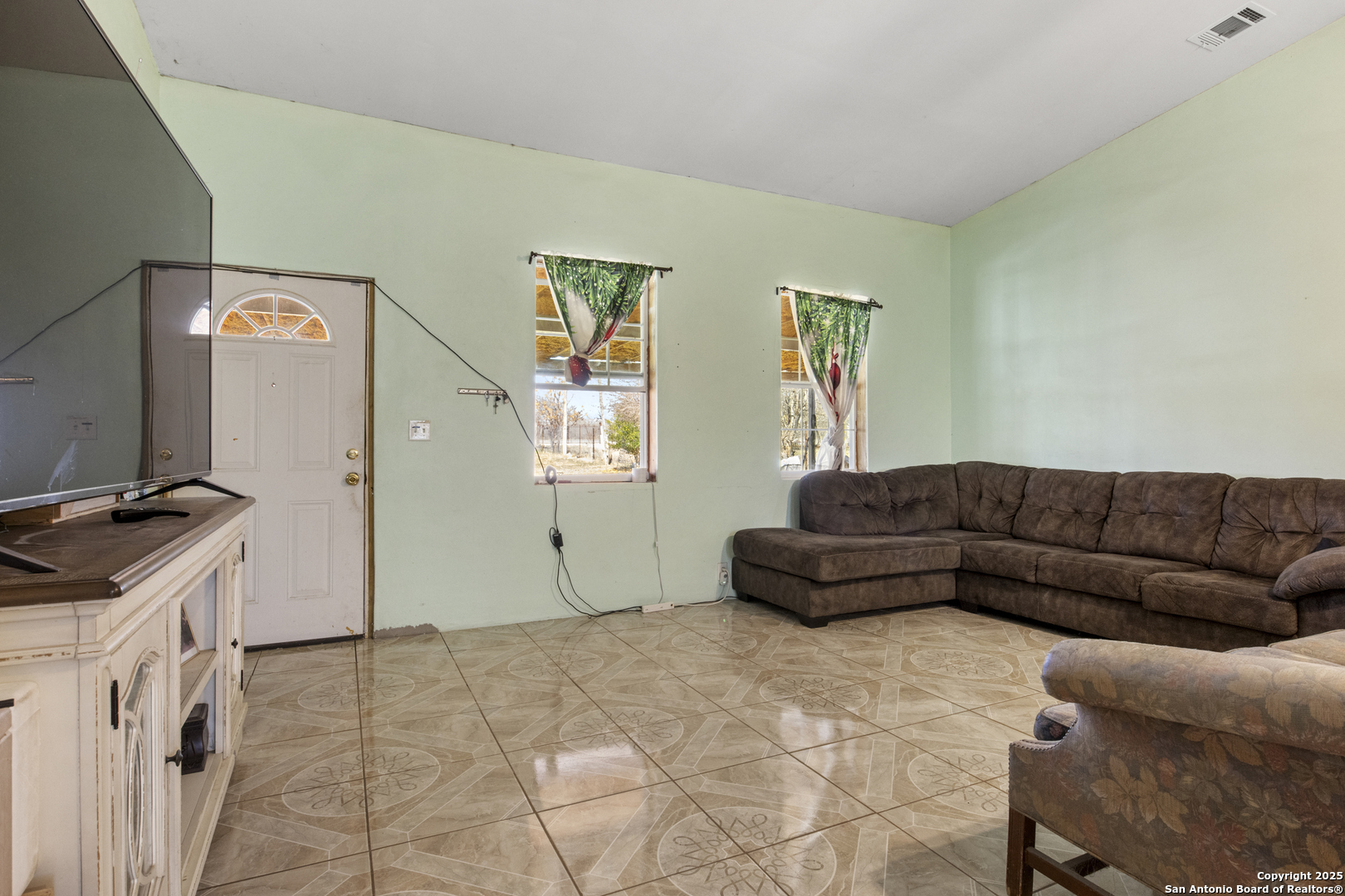 3938 Highway 132 Lytle, TX 78052 - Photo 7 of 23