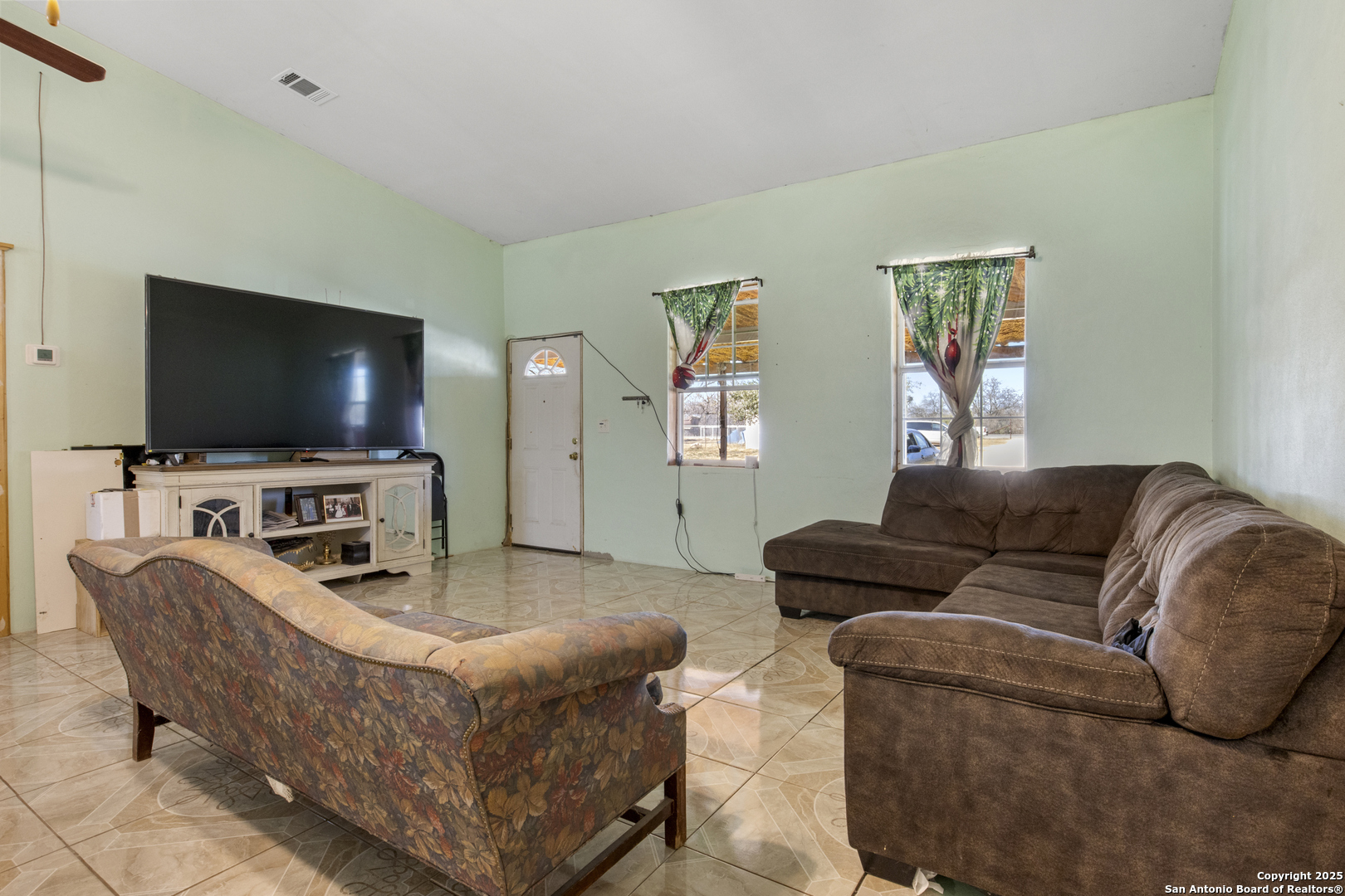 3938 Highway 132 Lytle, TX 78052 - Photo 8 of 23