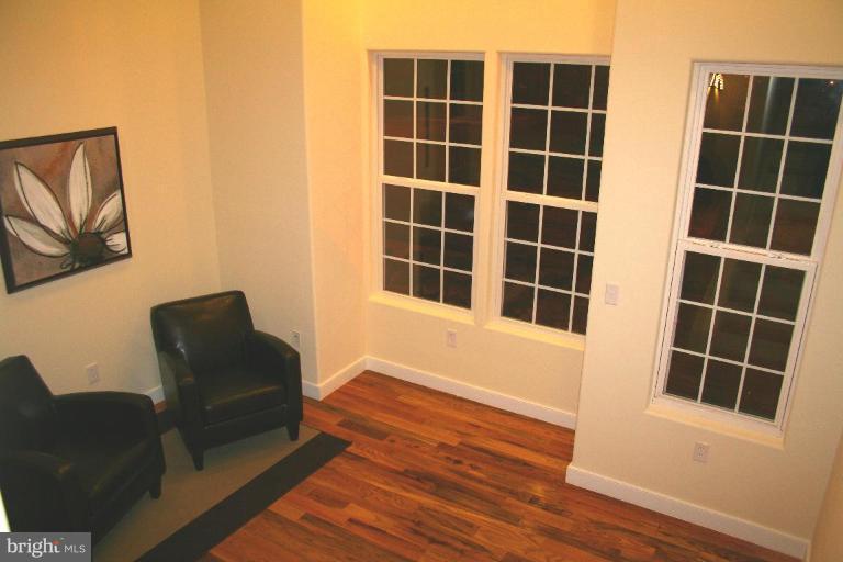 738 Columbia Road Northwest Washington, DC 20001 - Photo 12 of 21 Family Room #2
