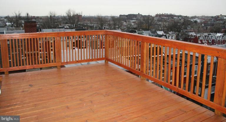 738 Columbia Road Northwest Washington, DC 20001 - Photo 13 of 21 Deck
