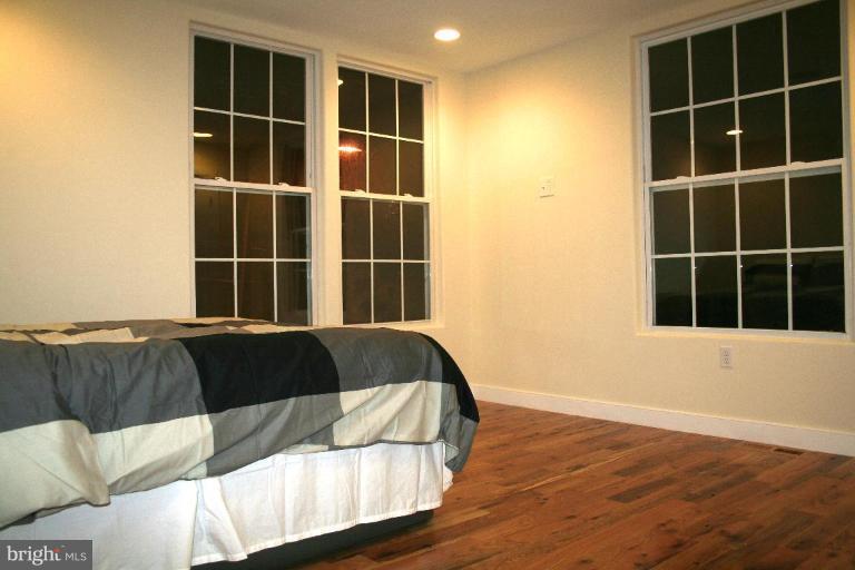 738 Columbia Road Northwest Washington, DC 20001 - Photo 17 of 21 Bedroom #2