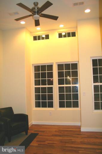738 Columbia Road Northwest Washington, DC 20001 - Photo 19 of 21 Family Room #3