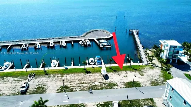 $650,000 | 94825 Overseas Highway, Unit 119, Key Largo, FL 33037