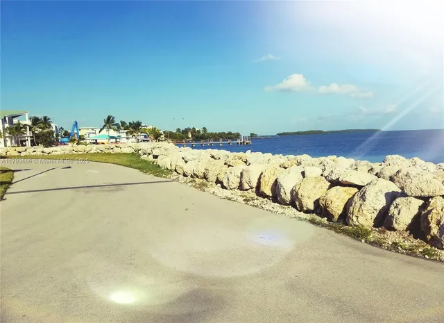 $650,000 | 94825 Overseas Highway, Unit 119, Key Largo, FL 33037