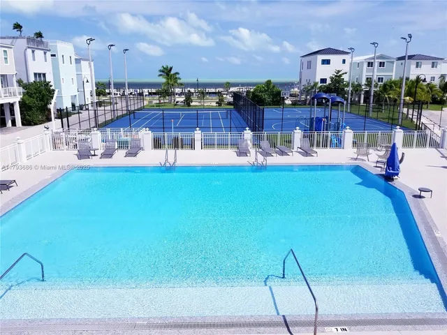 $650,000 | 94825 Overseas Highway, Unit 119, Key Largo, FL 33037