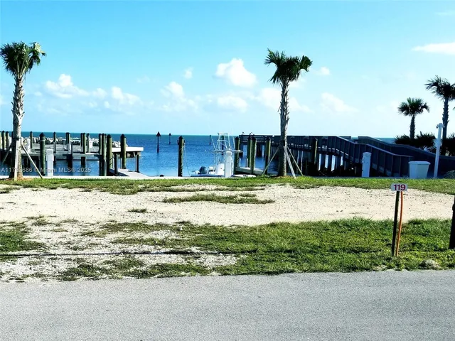 $650,000 | 94825 Overseas Highway, Unit 119, Key Largo, FL 33037