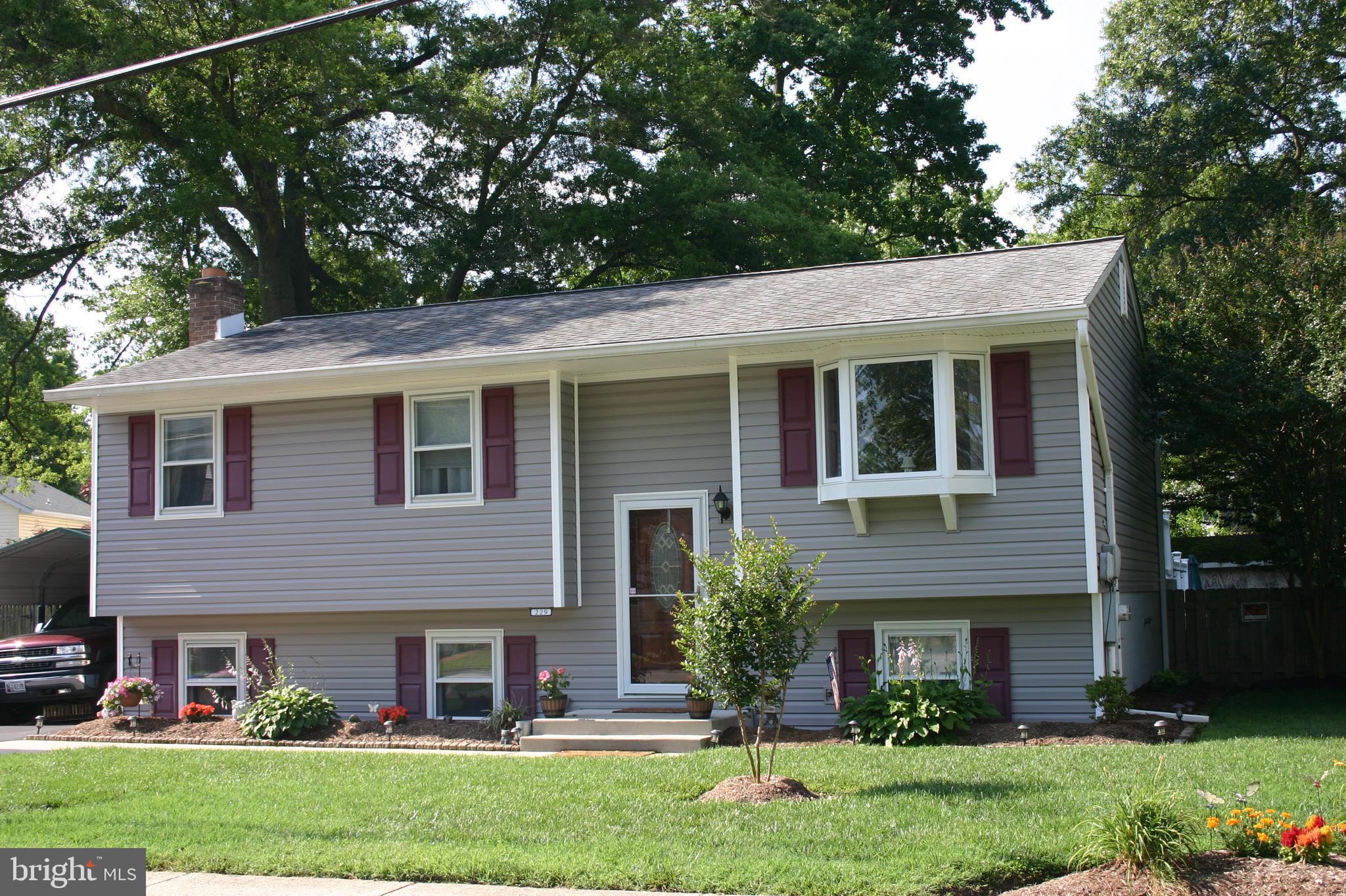 229 Oakwood Road Edgewater, MD 21037 - Photo 1 of 26 Beautifully maintained split foyer!