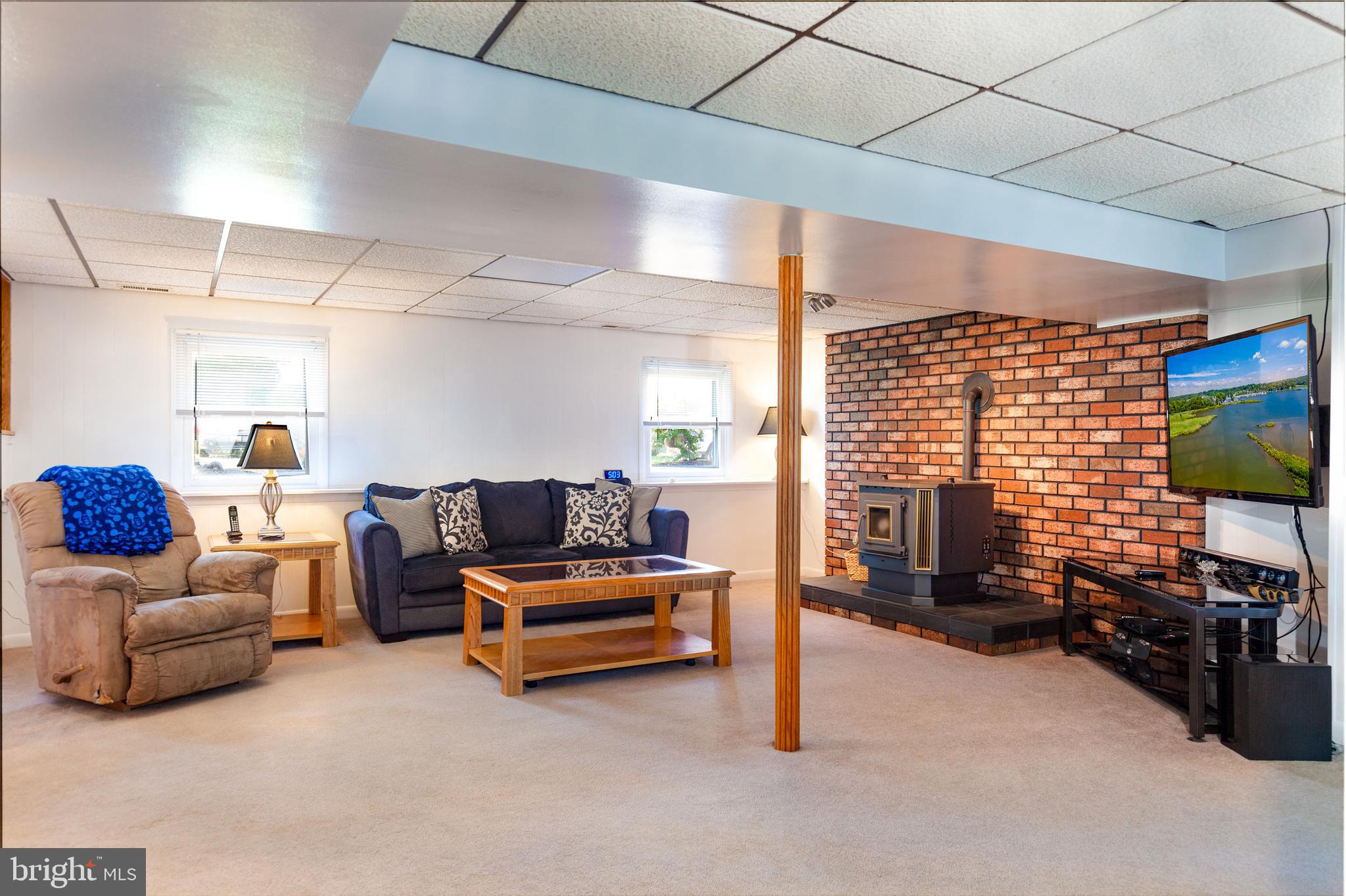 229 Oakwood Road Edgewater, MD 21037 - Photo 14 of 26 Family Room