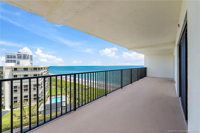 $595,000 | 10044 South Ocean Drive, Unit 1201, Jensen Beach, FL 34957