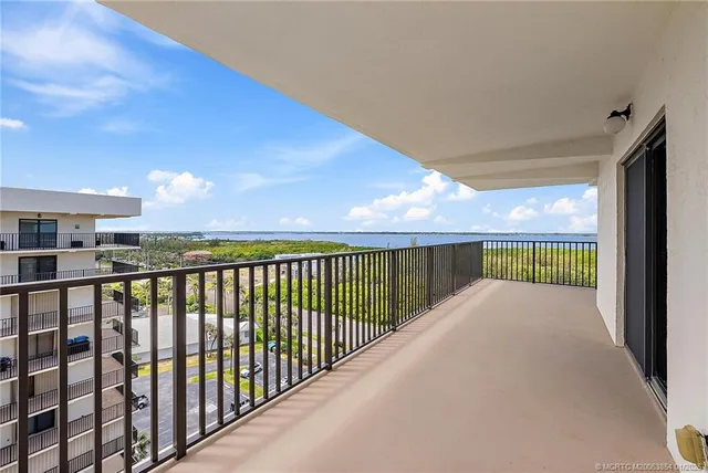 $595,000 | 10044 South Ocean Drive, Unit 1201, Jensen Beach, FL 34957