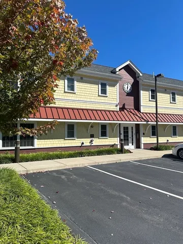 $2,895 | 54 Loomis Street, Unit 2101, Bedford, MA 01730