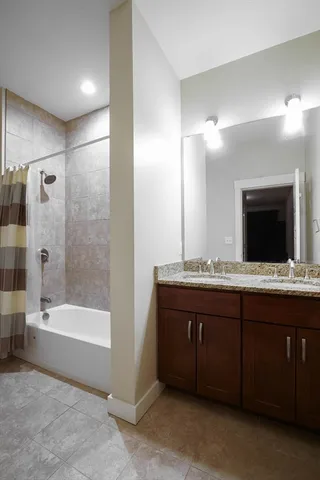 $2,895 | 54 Loomis Street, Unit 2101, Bedford, MA 01730