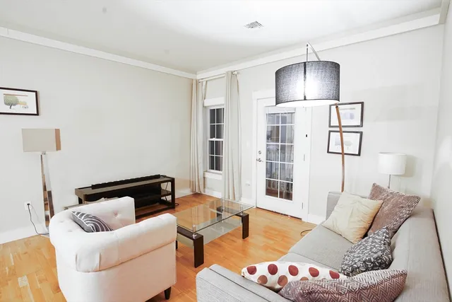 $2,895 | 54 Loomis Street, Unit 2101, Bedford, MA 01730