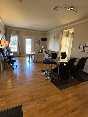 $2,895 | 54 Loomis Street, Unit 2101, Bedford, MA 01730