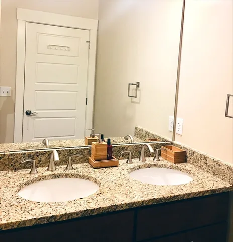 $3,095 | 54 Loomis Street, Unit 2101, Bedford, MA 01730