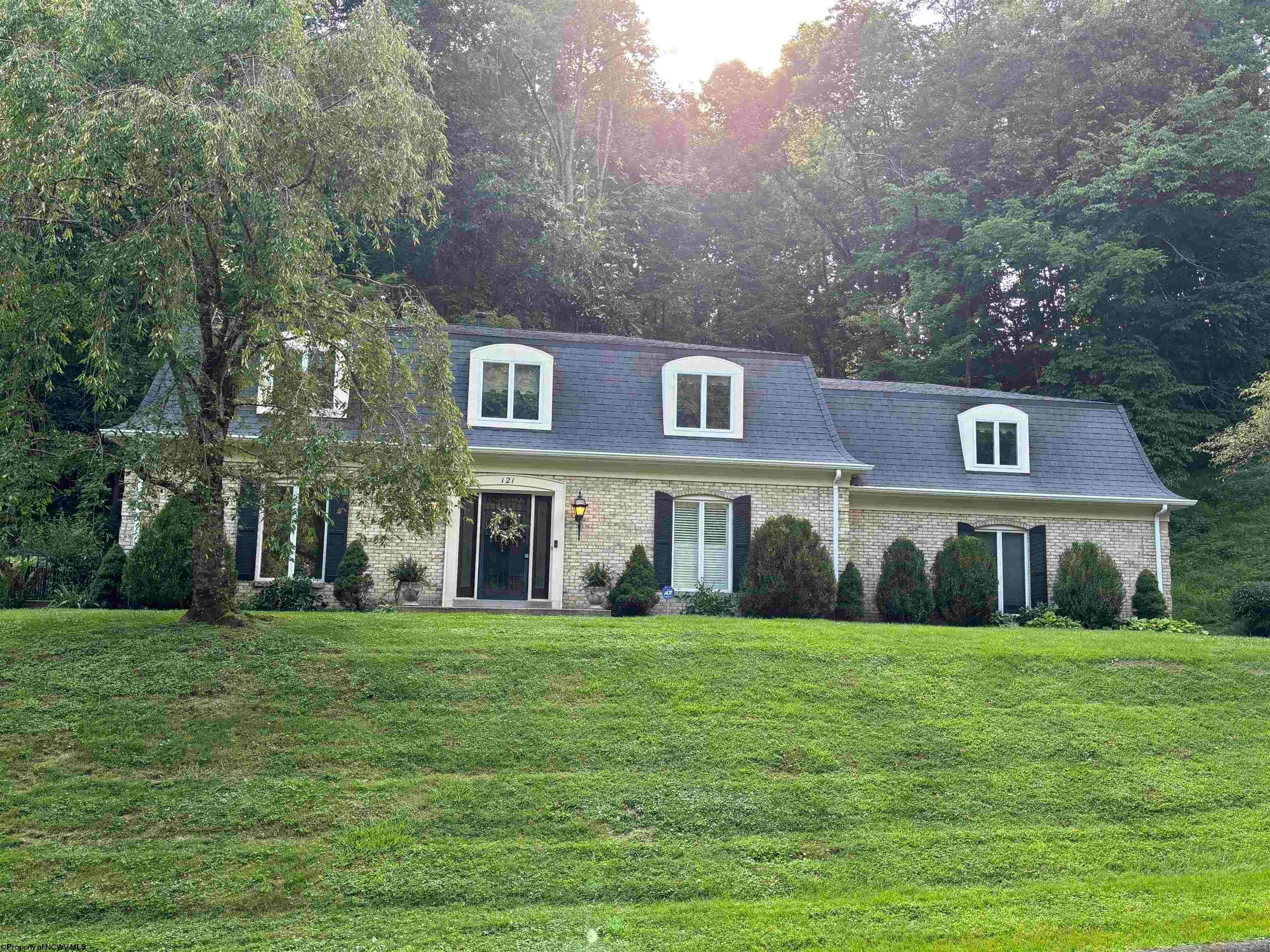 121 Stoneybrook Road Clarksburg, WV 26301 - Photo 1 of 49 Gallery Image 1