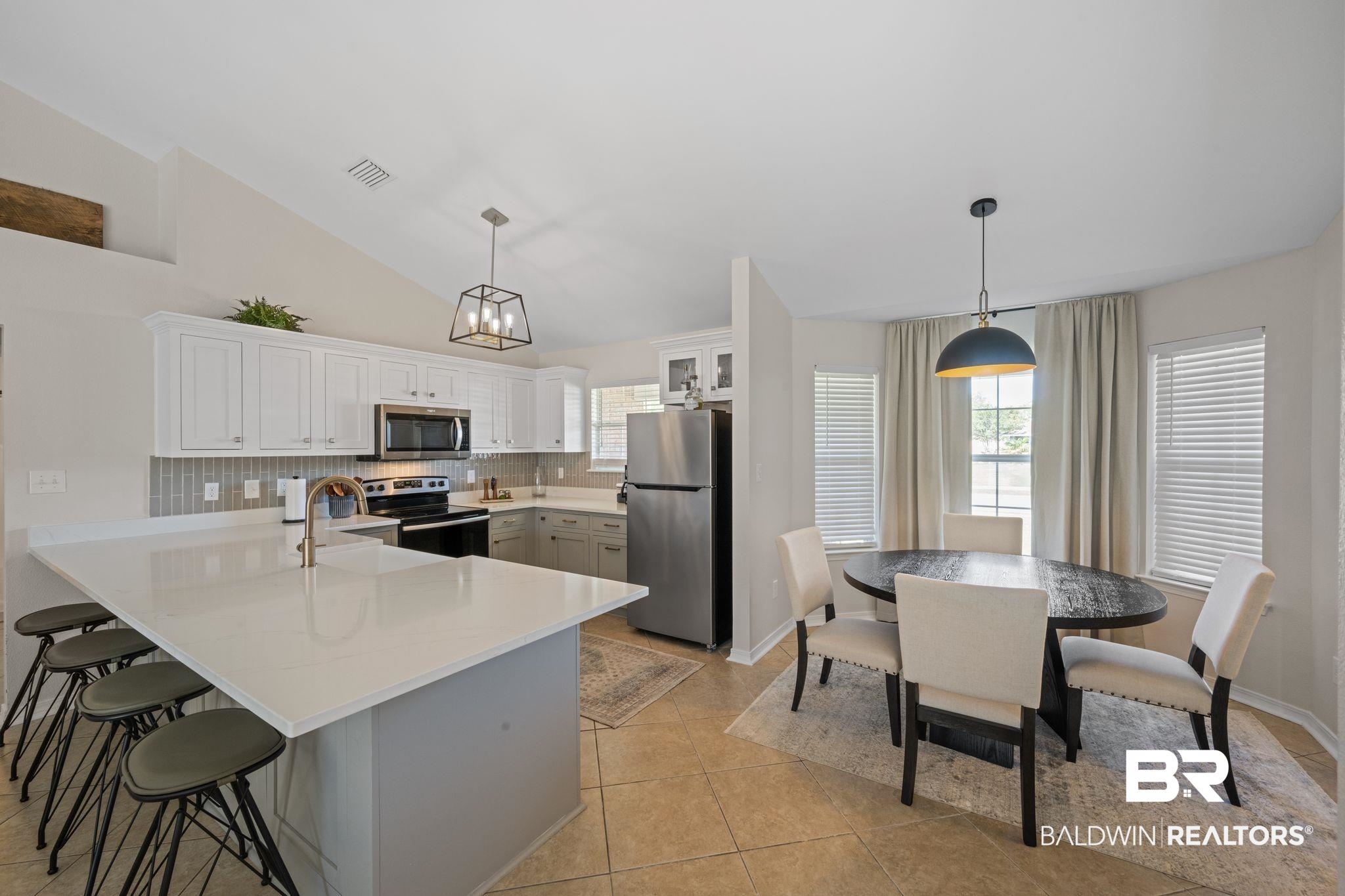17062 Magellan Boulevard Fairhope, AL 36532 - Photo 11 of 27