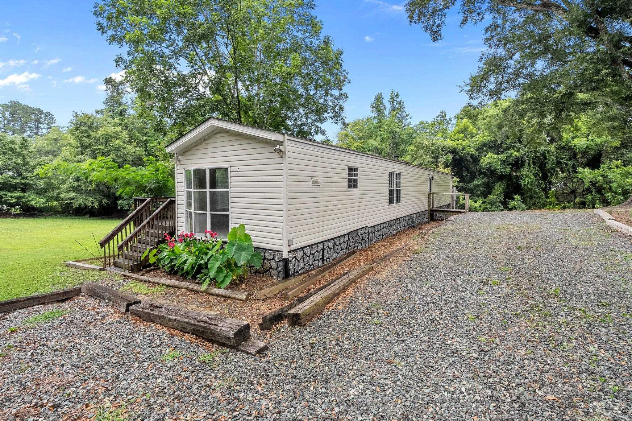 941 Bynum Road Pittsboro, NC 27312 - Photo 43 of 50 Current owners used as short term furnished rental l ast summer and kept it booked!