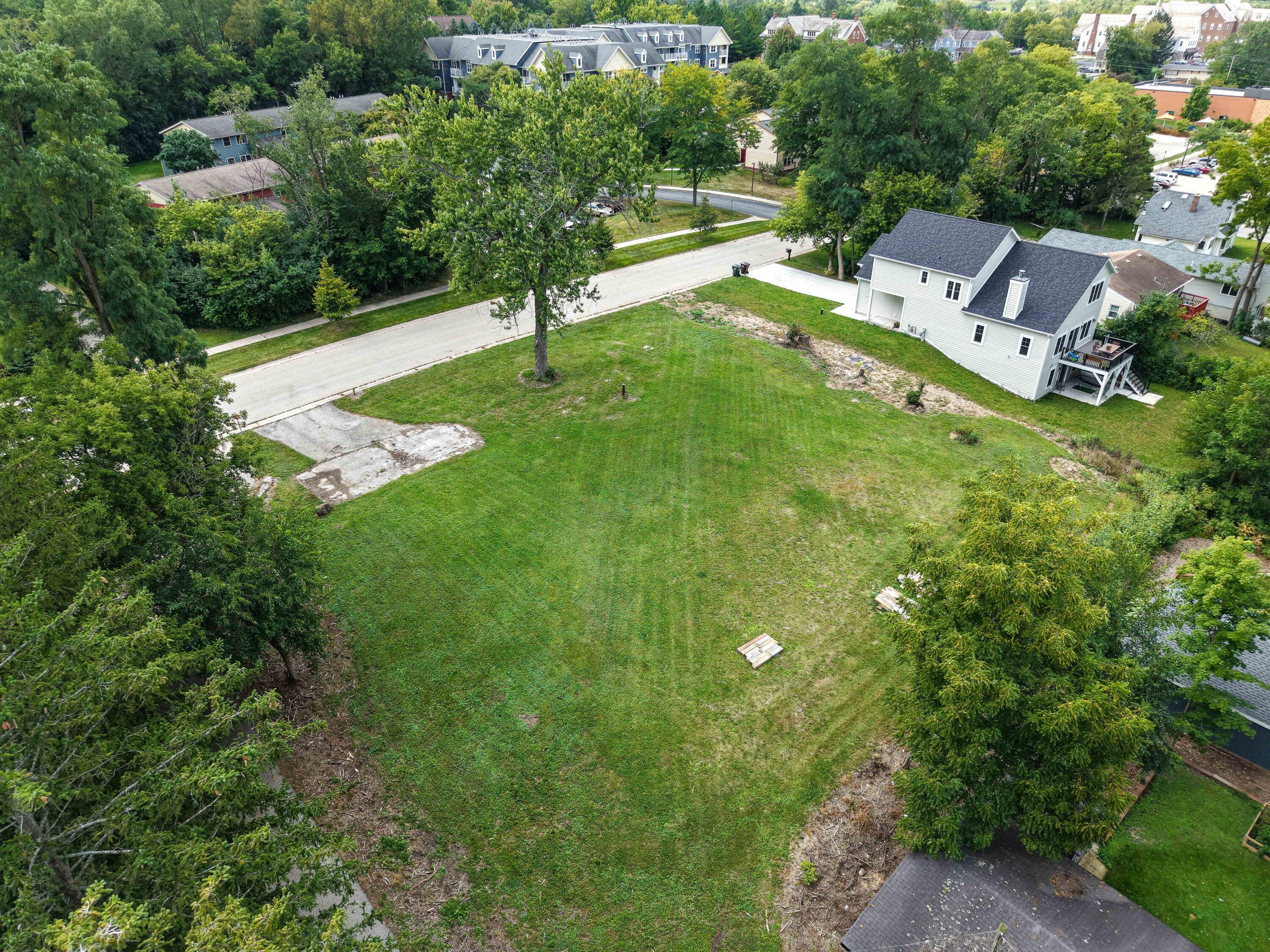 737 Division Street Delafield, WI 53018 - Photo 12 of 13 DJI_20250904120100_0058_D