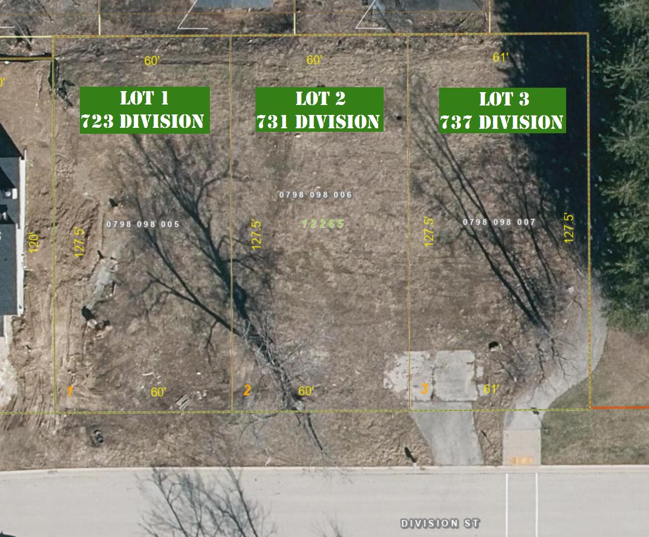 737 Division Street Delafield, WI 53018 - Photo 3 of 13 3 Lots GIS map