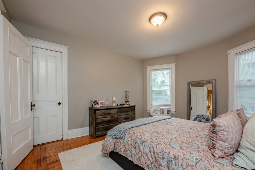 39 Oxford Street Rochester, NY 14607 - Photo 40 of 49
