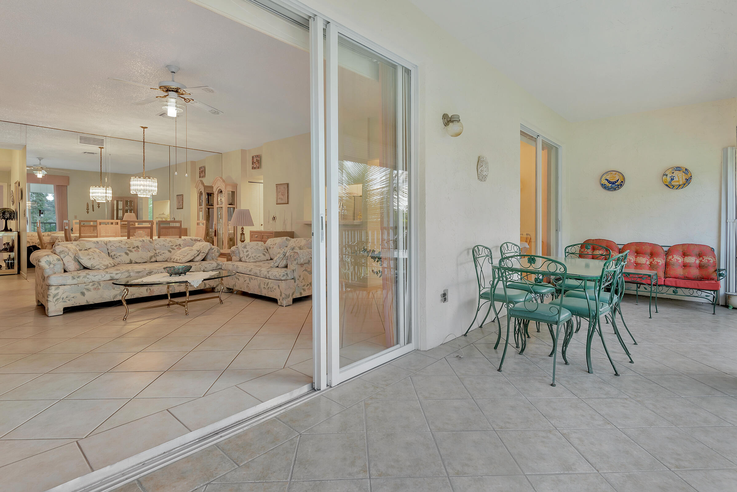 103 Half Moon Circle, Unit E2 Hypoluxo, FL 33462 - Photo 22 of 52 103 - 022