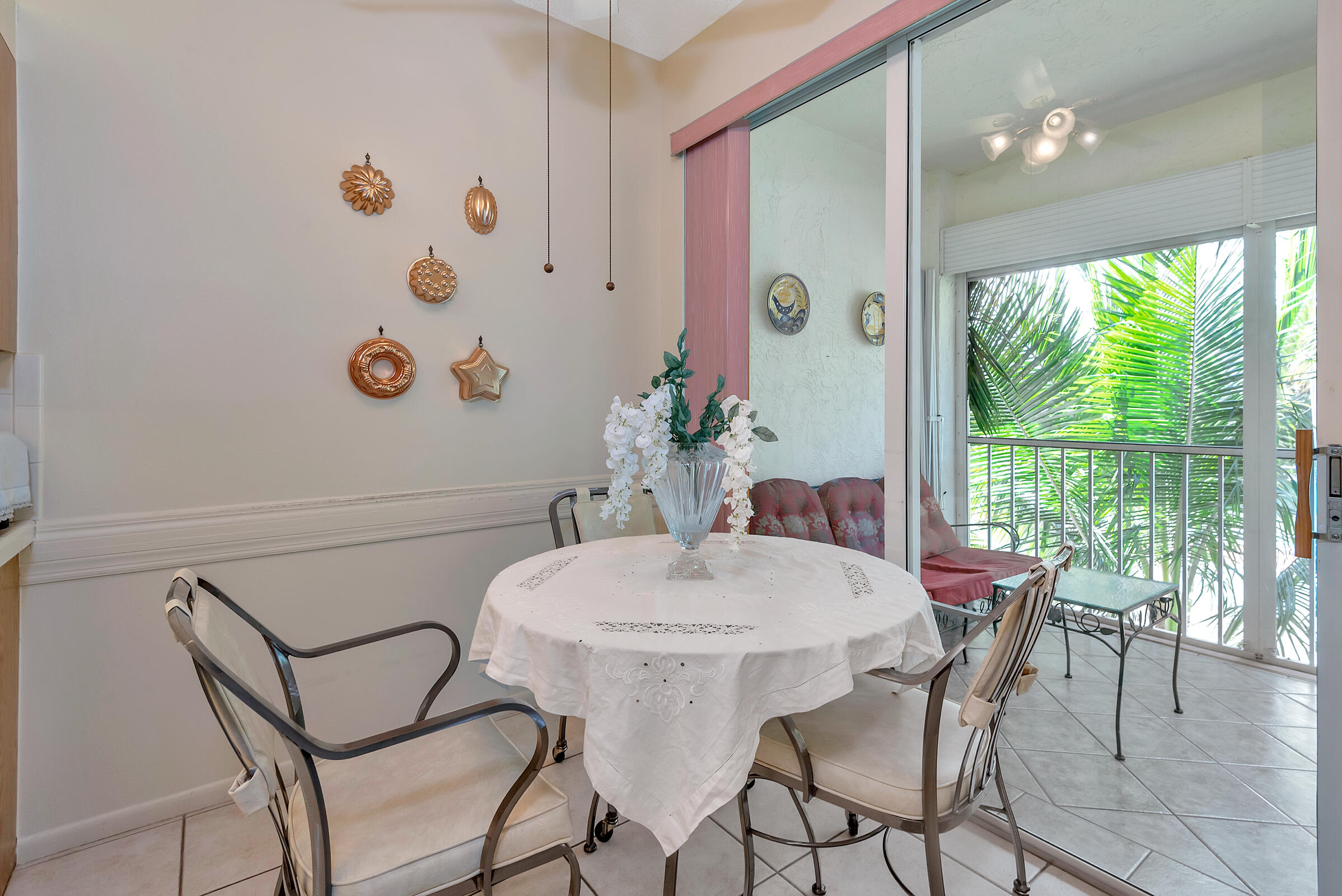 103 Half Moon Circle, Unit E2 Hypoluxo, FL 33462 - Photo 35 of 52 103 - 035