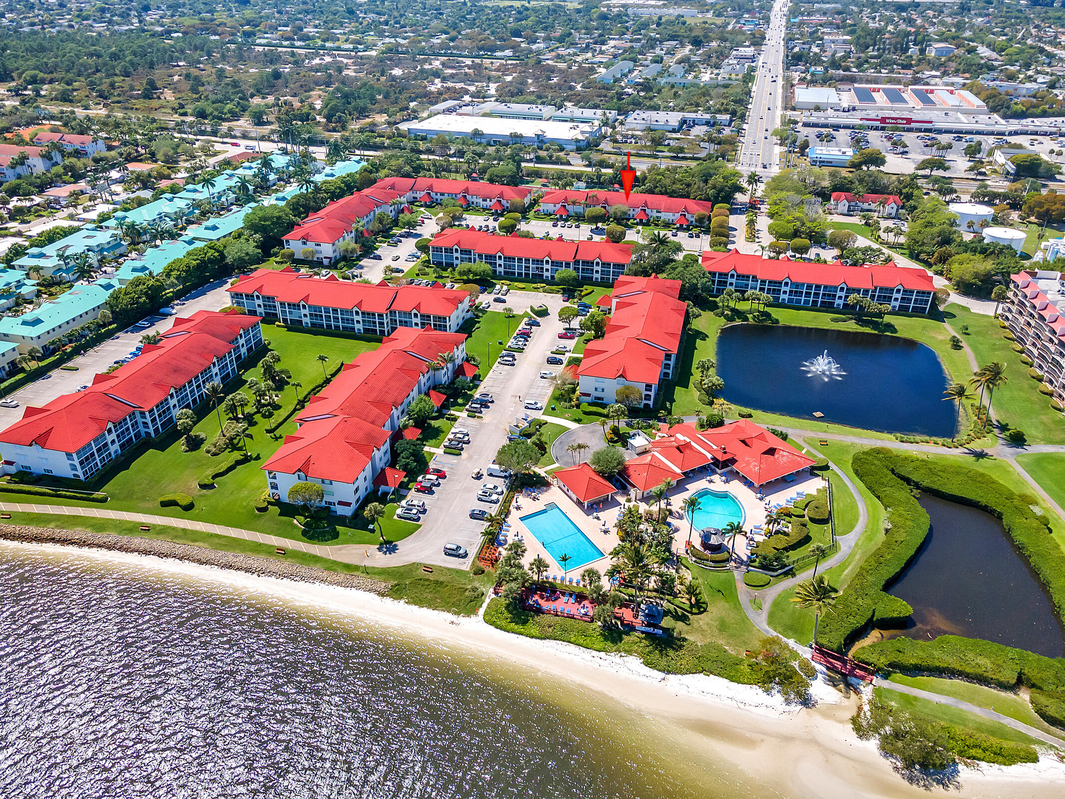 103 Half Moon Circle, Unit E2 Hypoluxo, FL 33462 - Photo 6 of 52 103 - 007