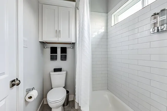 $2,650 | 4677 Bellfort Avenue, Unit B, Houston, TX 77051