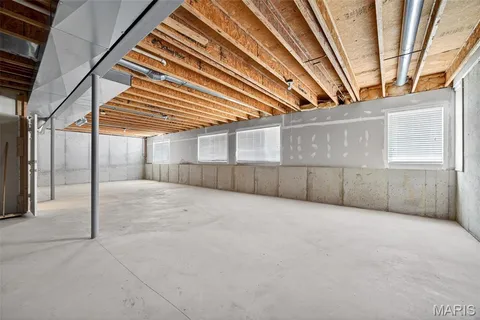 $319,900 | 915 Waterford Villas Court, Unit 56, Lake St. Louis, MO 63367