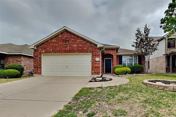 $2,225 | 4321 Latigo Circle, Fort Worth, TX 76244