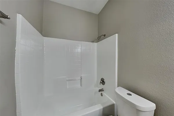 $2,225 | 4321 Latigo Circle, Fort Worth, TX 76244