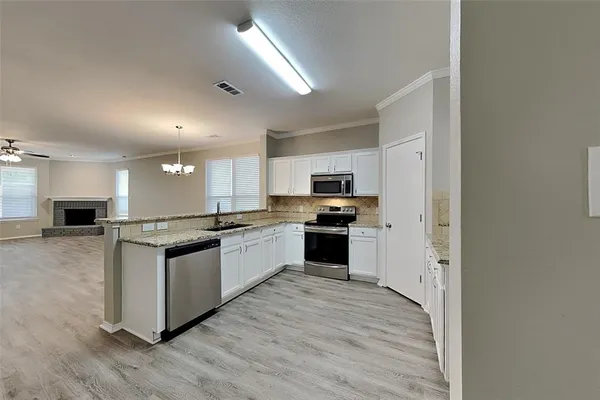 $2,225 | 4321 Latigo Circle, Fort Worth, TX 76244