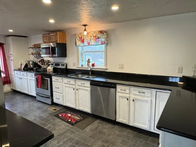 $120,000 | 131 Oak Street, Ashland, ME 04732