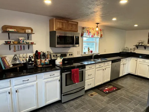 $120,000 | 131 Oak Street, Ashland, ME 04732